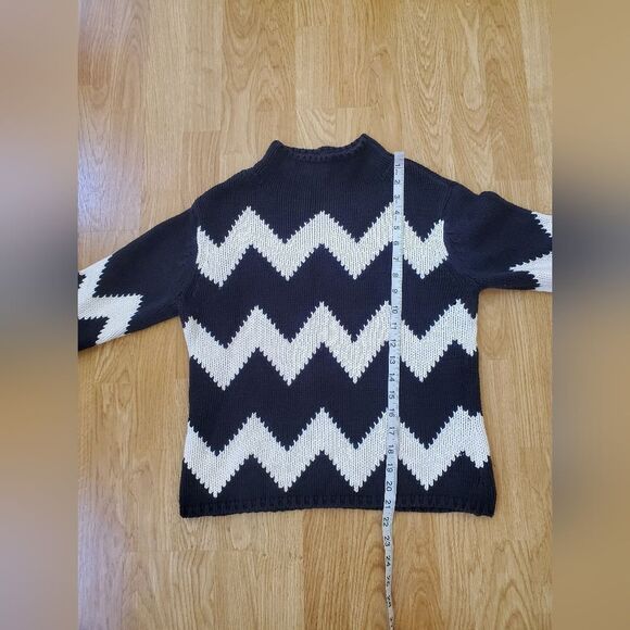 🌹 TALBOTS 🌹 Chunky Knit Mock Neck Chevron Black/White Sweater - [Petite Small] - Picture 6 of 9